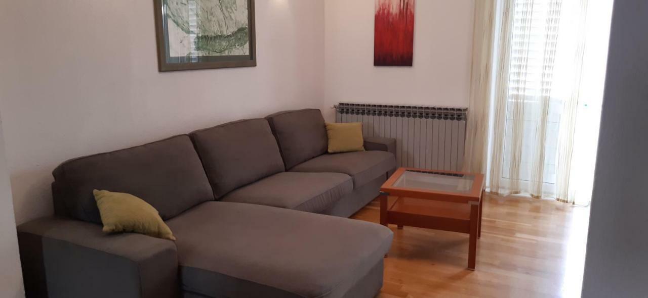 Apartment Petra Baška Voda Exteriör bild